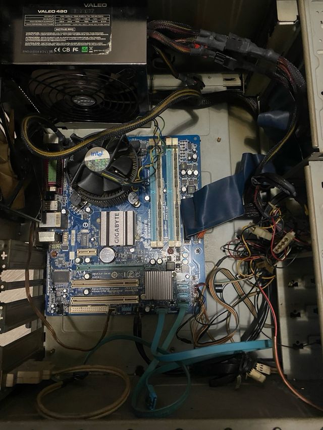 Torre pc con grafica Asus