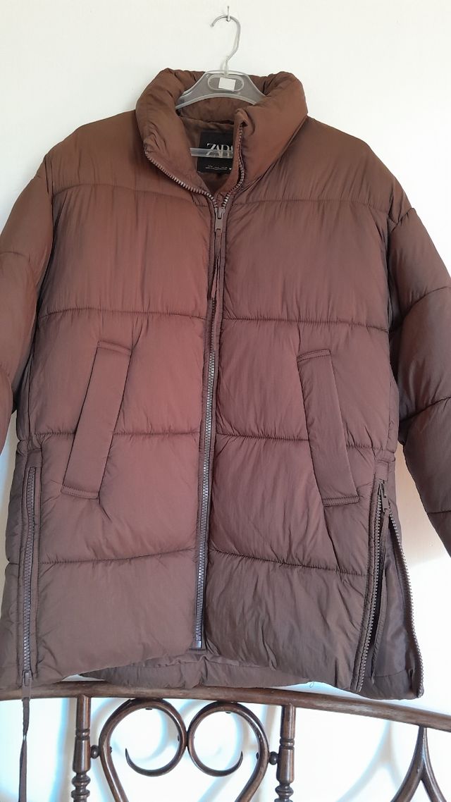 Chaqueta oversize de zara Puffer Coat.