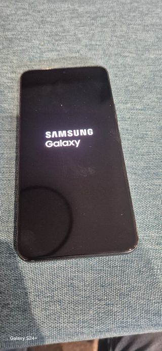 Samsung S22