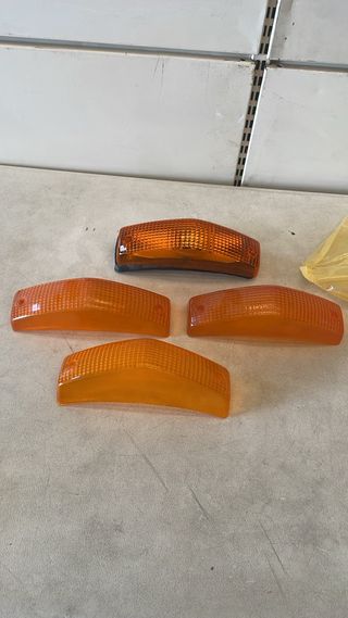 Pilotos delanteros Mercedes MB