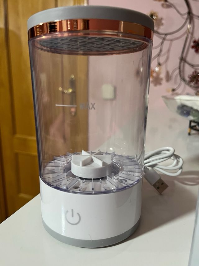 Limpiador eléctrico de brochas de maquillaje