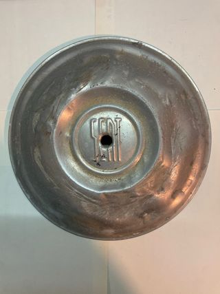 Tapacubos de Seat 600