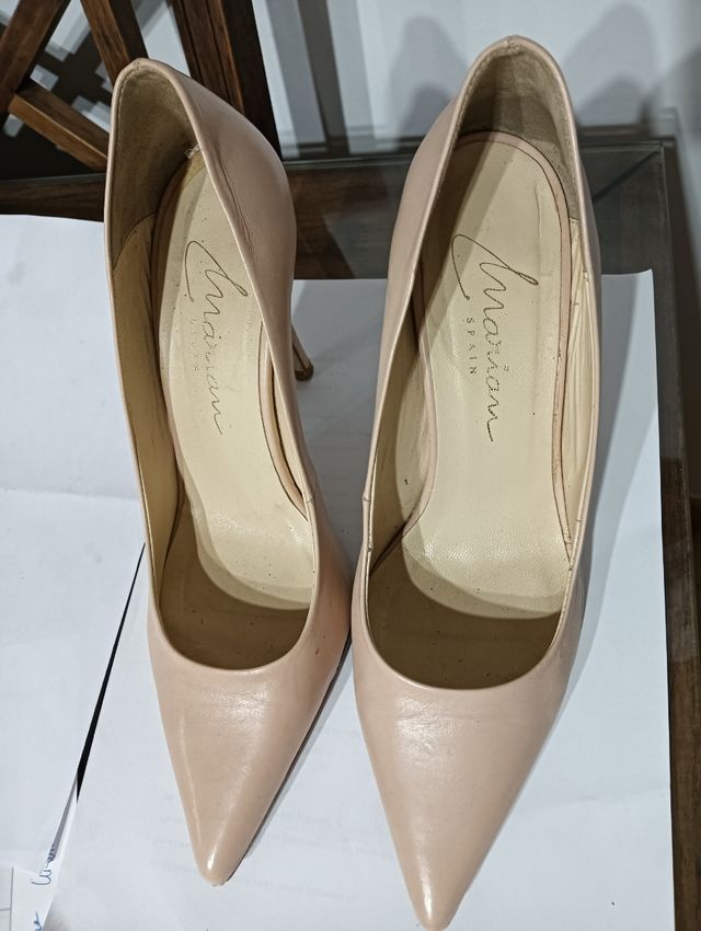 Zapatos salón número 39