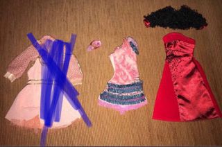 Ropa Barbie ( 2 conjuntos)