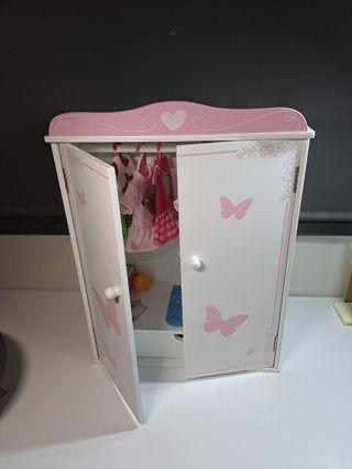 Muñecas Niñas. Armario Nenuco y vestidos!