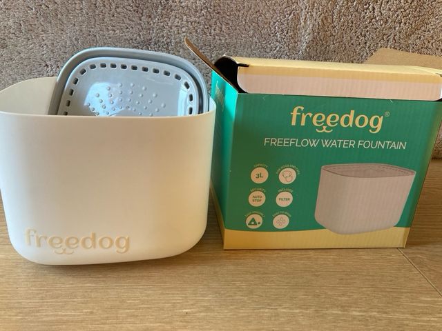 Animali della fontana d'acqua