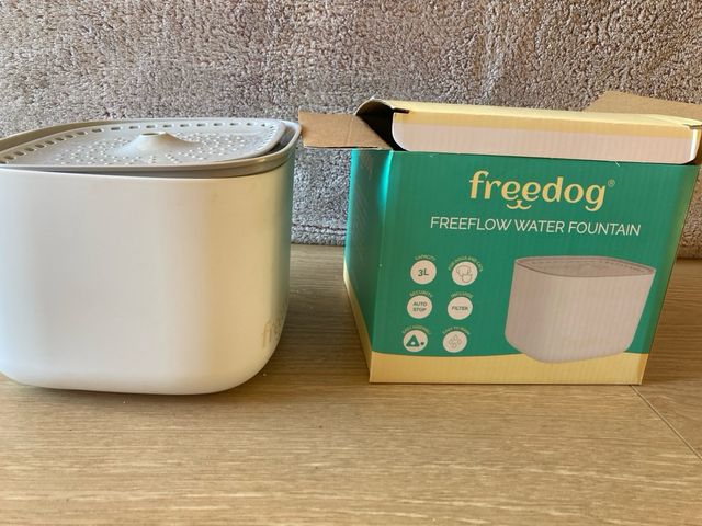 Animali della fontana d'acqua