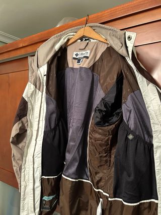 Chaqueta o chaquetón de nieve Columbia.