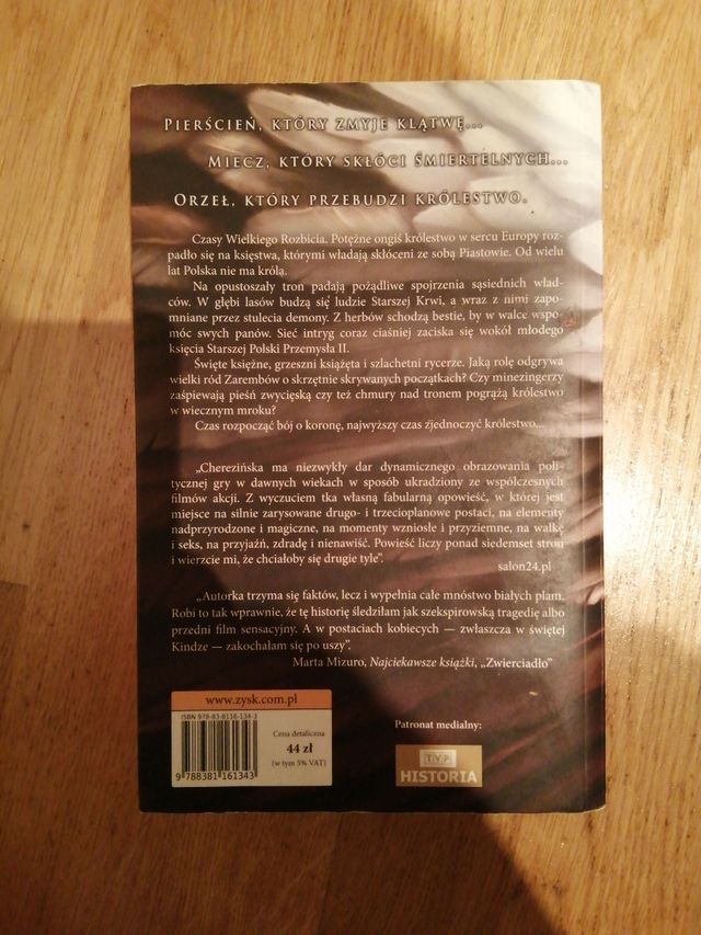 Korona sniegu i krwi (Polish Edition) Cherezinska.