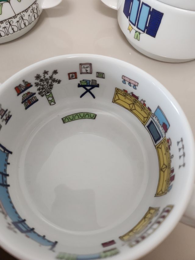 4 cuencos de forma piso de la vista alegre