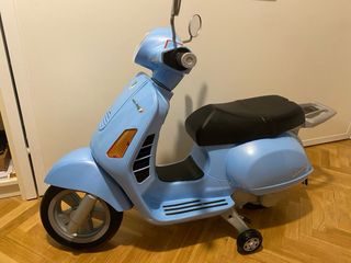 Vespa GT 12V Imaginarium