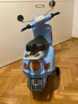 Vespa GT 12V Imaginarium