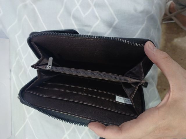 Monedero estilo bolso