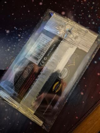 Sobre del Team Rocket totalmente sellado