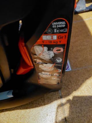 Se vende silla bebé de coche