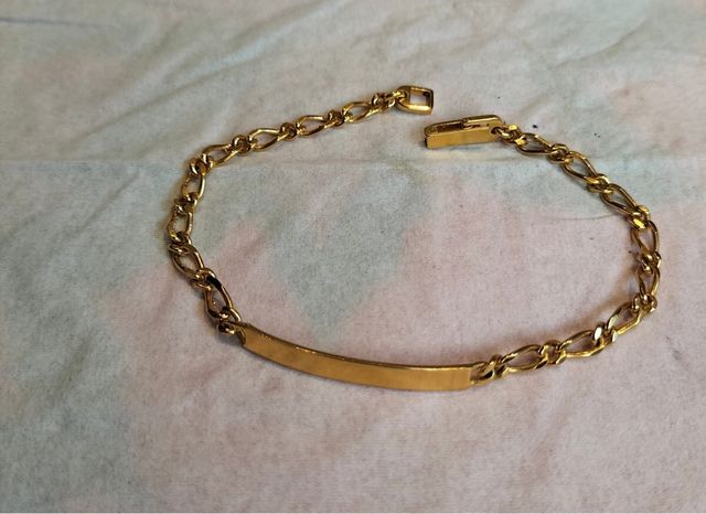 Pulsera vintage chapada en oro