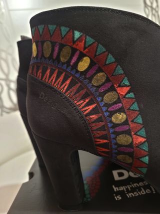 Botines DESIGUAL 