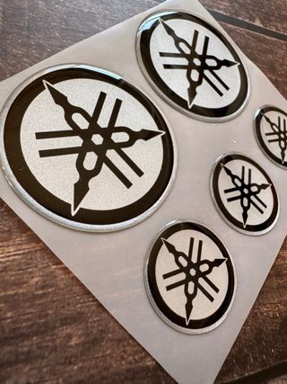 EMBLEMAS GEL MOTO YAMAHA LOGO R1 YZF R3 MT03 MT07