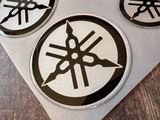 EMBLEMAS GEL MOTO YAMAHA LOGO R1 YZF R3 MT03 MT07