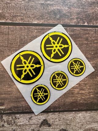 EMBLEMAS GEL MOTO YAMAHA R1 YZF R3 R6 MT07 TENERE
