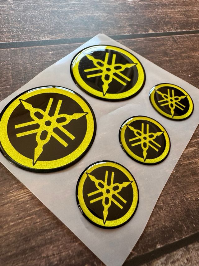 EMBLEMAS GEL MOTO YAMAHA R1 YZF R3 R6 MT07 TENERE