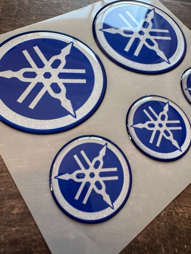 EMBLEMAS 3D GEL YAMAHA MOTO YZR WRF TENERE R1 R6