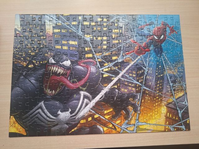 Puzzle SPIDERMAN