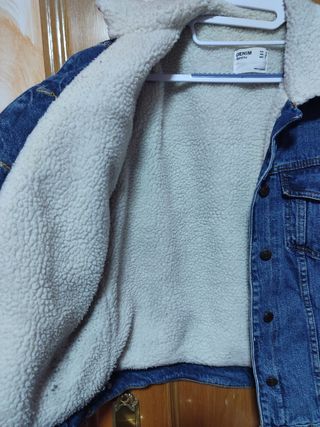 Chaqueta vaquera Bershka