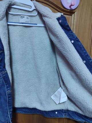 Chaqueta vaquera Bershka