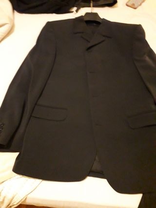 TRAJE FRANK