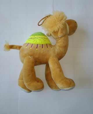 🎁 Peluches Camello y Muñeco Idol 🎁