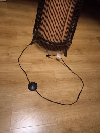 Lampara de pie de 3 bombillas