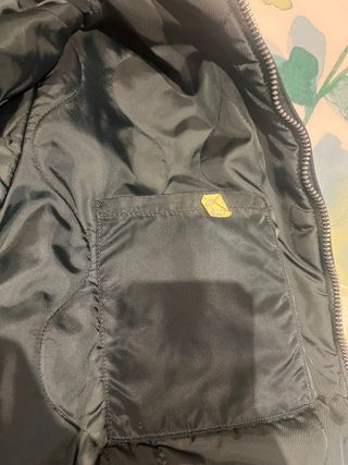 Alpha Industries chaqueta bomber.
