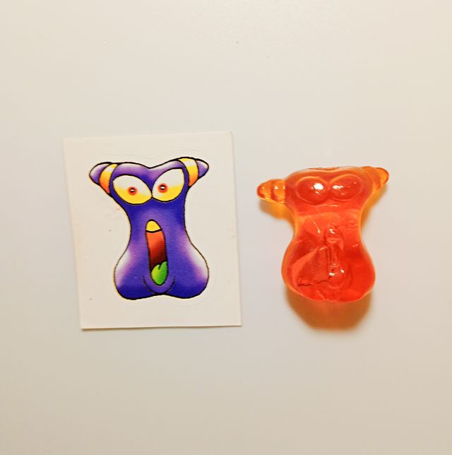 Gogo #8 transparente + sticker (serie Buddies)