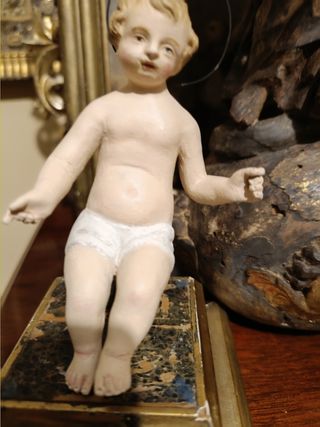 Niño Jesús del XIX con peana