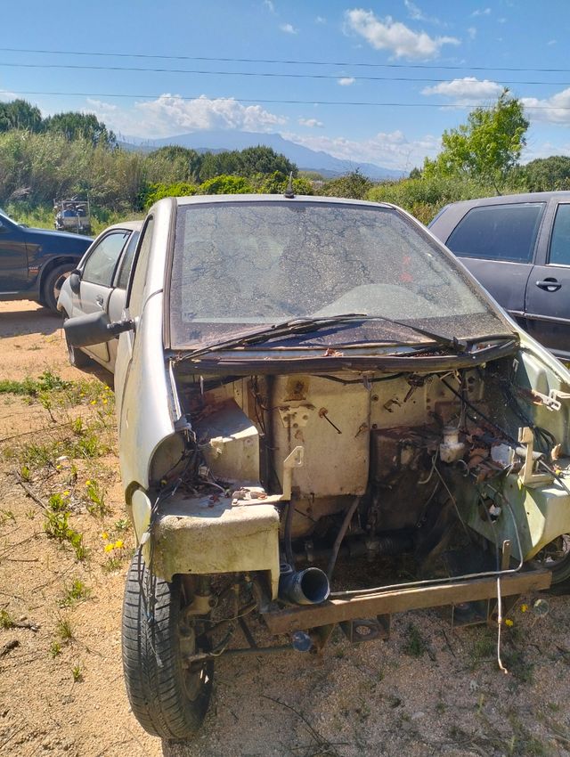 Despiece de 2 coches sin carnet