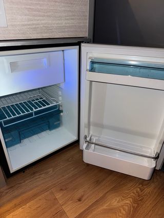 Camper Volkswagen T5 chasis largo, 2.0 TDI 2012