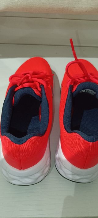 Zapatillas NIKE Revolution 6 Rojo