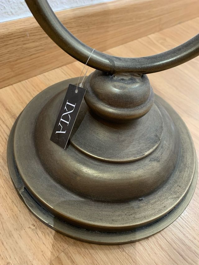 Mesa auxiliar hierro y espejo