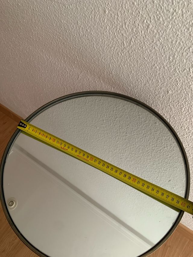 Mesa auxiliar hierro y espejo