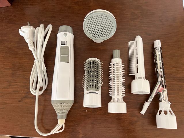 Secador con cepillos