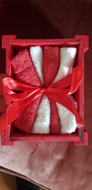 N 4 Lavette per ospiti in box legno