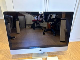 IMac 27” 2011 con Teclado y Trackpad