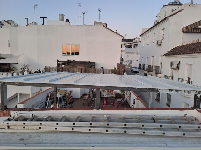 Cerramientos porches panel sanwich