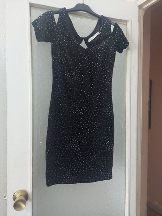 Ropa nueva de fiesta