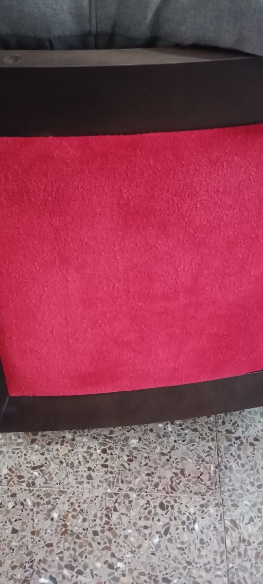 Lote dos sillas de madera oscura