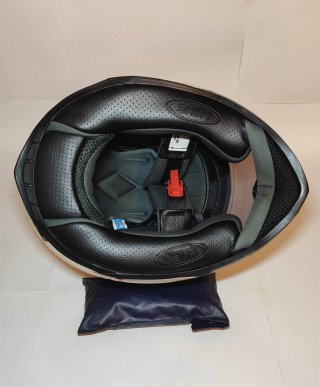 Equipación de moto: cascos + traje