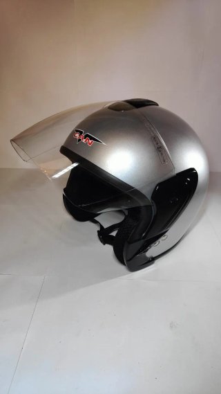 Equipación de moto: cascos + traje