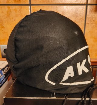 Equipación de moto: cascos + traje