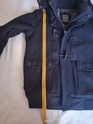 Abrigo de hombre. Pull&bear L 
